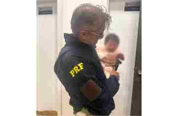 PRF salva criança de 20 dias engasgada com leite